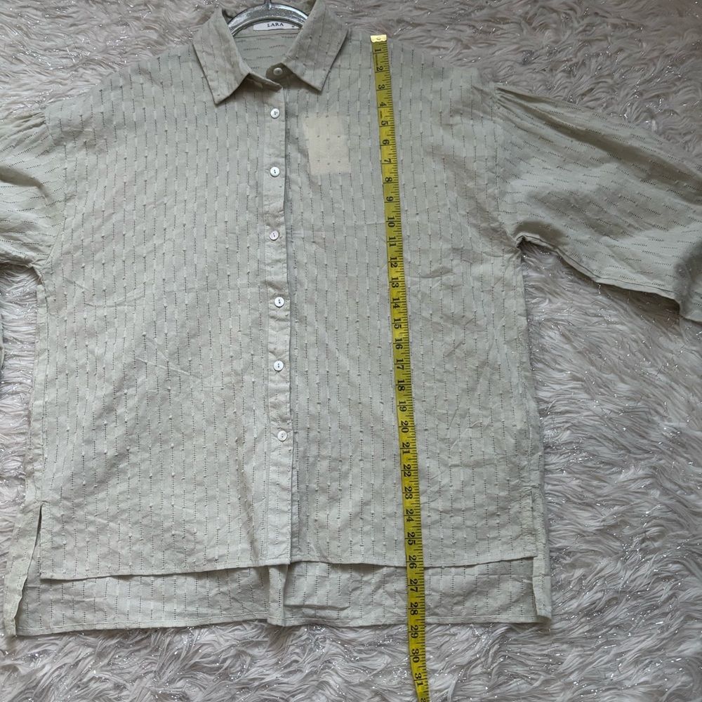LARA Light Green Women’s Eyelet Oversized Button-Front Shirt Size M - Picture 11 of 16
